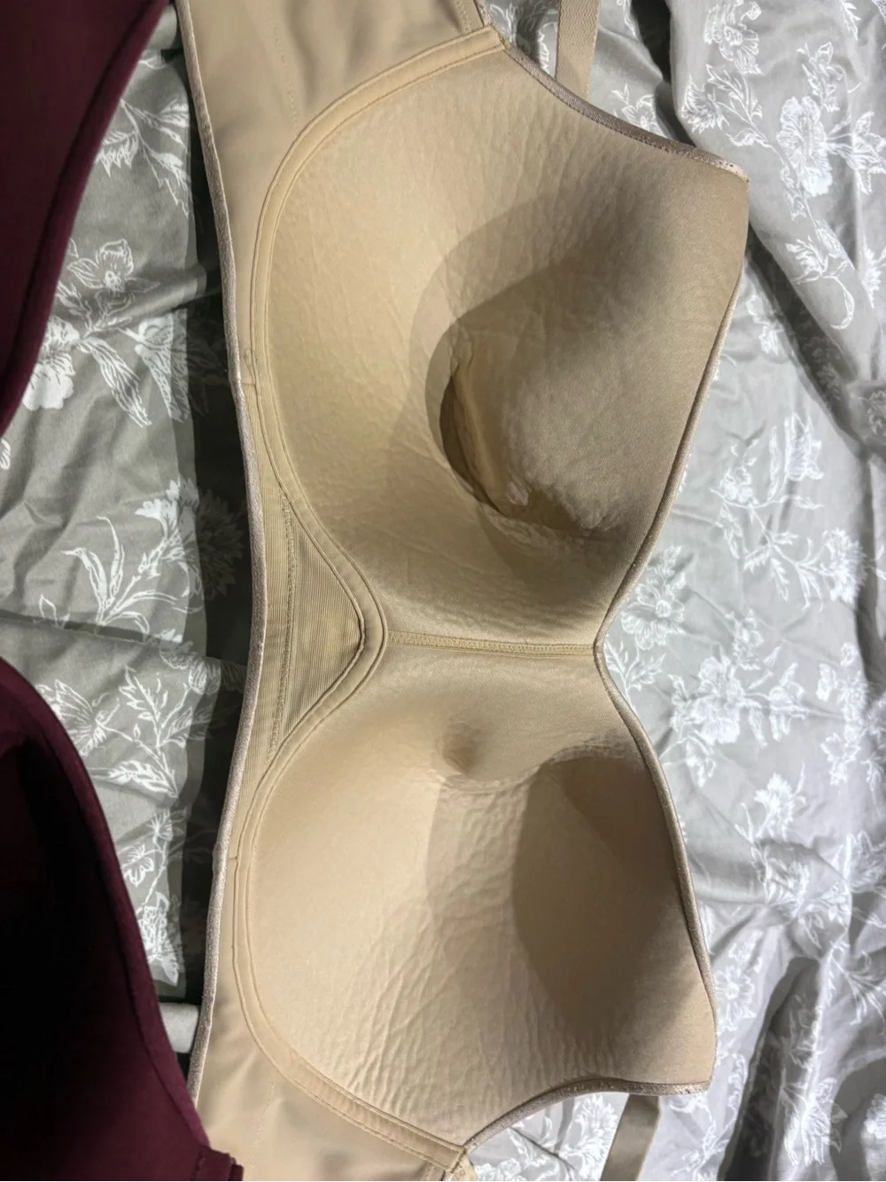 Cacique nude red wireless invisible back smoother bra 42DDD 2pcs